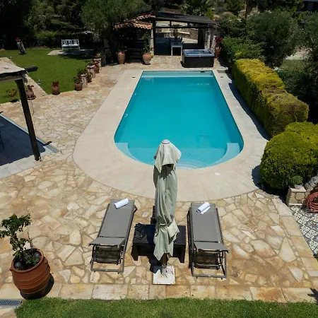 Вилла Eco Stone With Private Pool And Jacuzzi Каландра