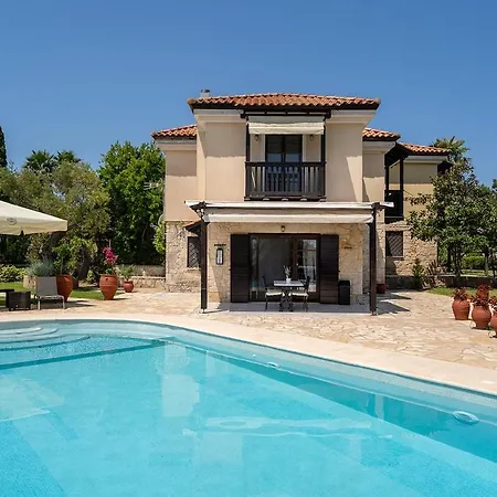 Eco Stone With Private Pool And Jacuzzi *