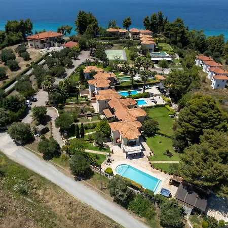 Eco Stone With Private Pool And Jacuzzi * Каландра