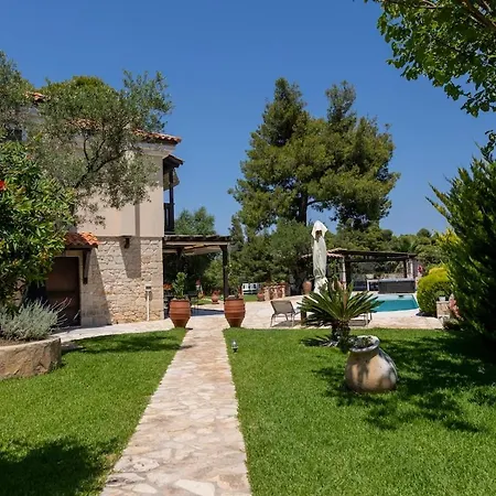 Eco Stone With Private Pool And Jacuzzi Вилла *