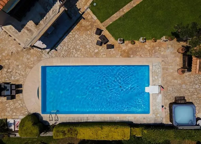 Βίλα Eco Stone With Private Pool And Jacuzzi *