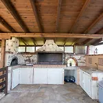 Eco Stone With Private Pool And Jacuzzi Kalandra