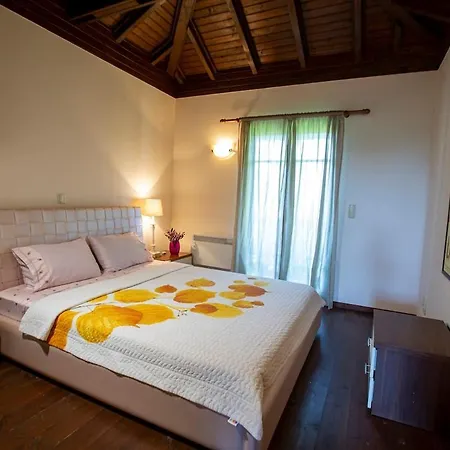 וילה Eco Stone With Private Pool And Jacuzzi Kalandra