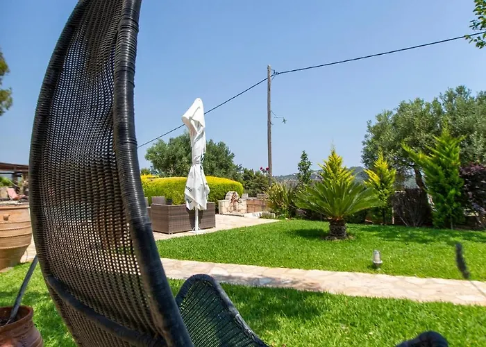 Βίλα Eco Stone With Private Pool And Jacuzzi Καλάνδρα